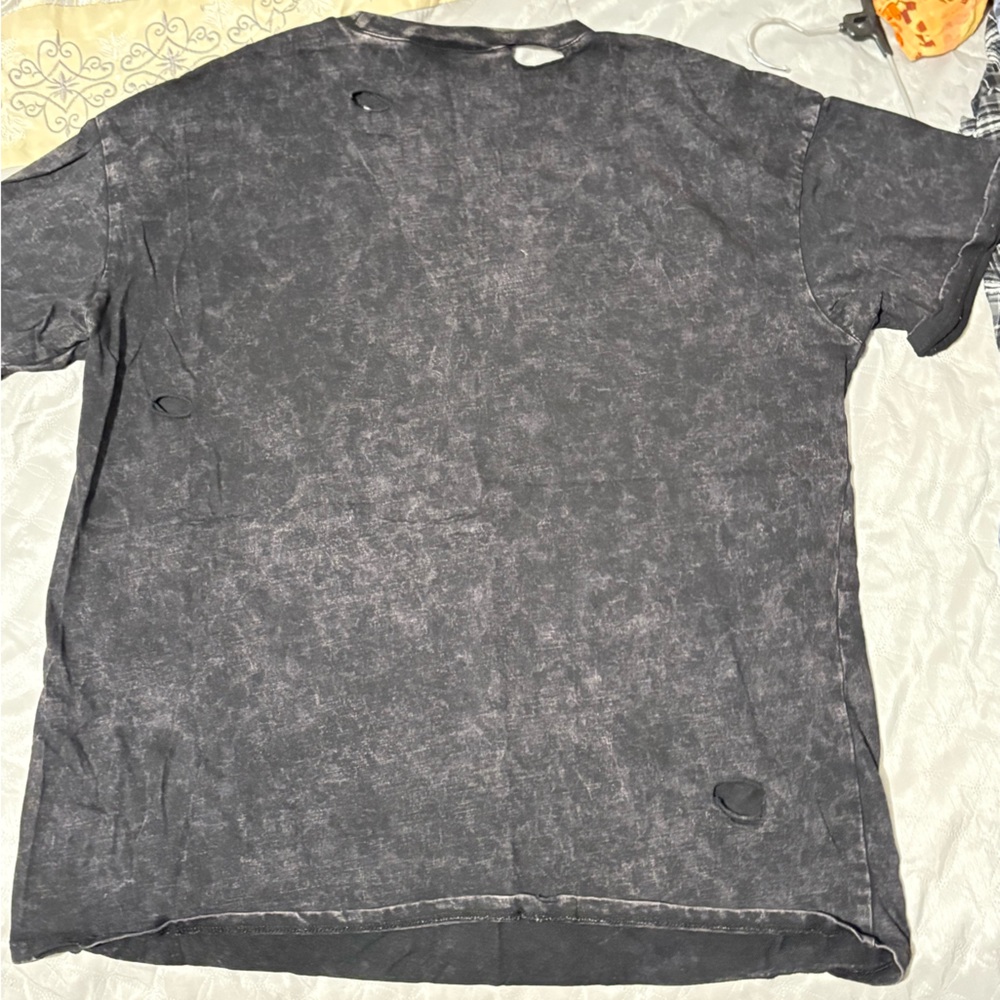 “Fallen Angel” Graphic Tee - Picture 2 of 4